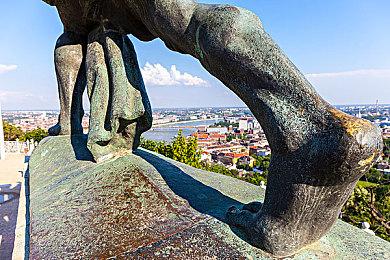 万代南梦宫似乎在暗示下一款《传说》系列游戏